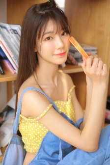 美国伦理美女狱警